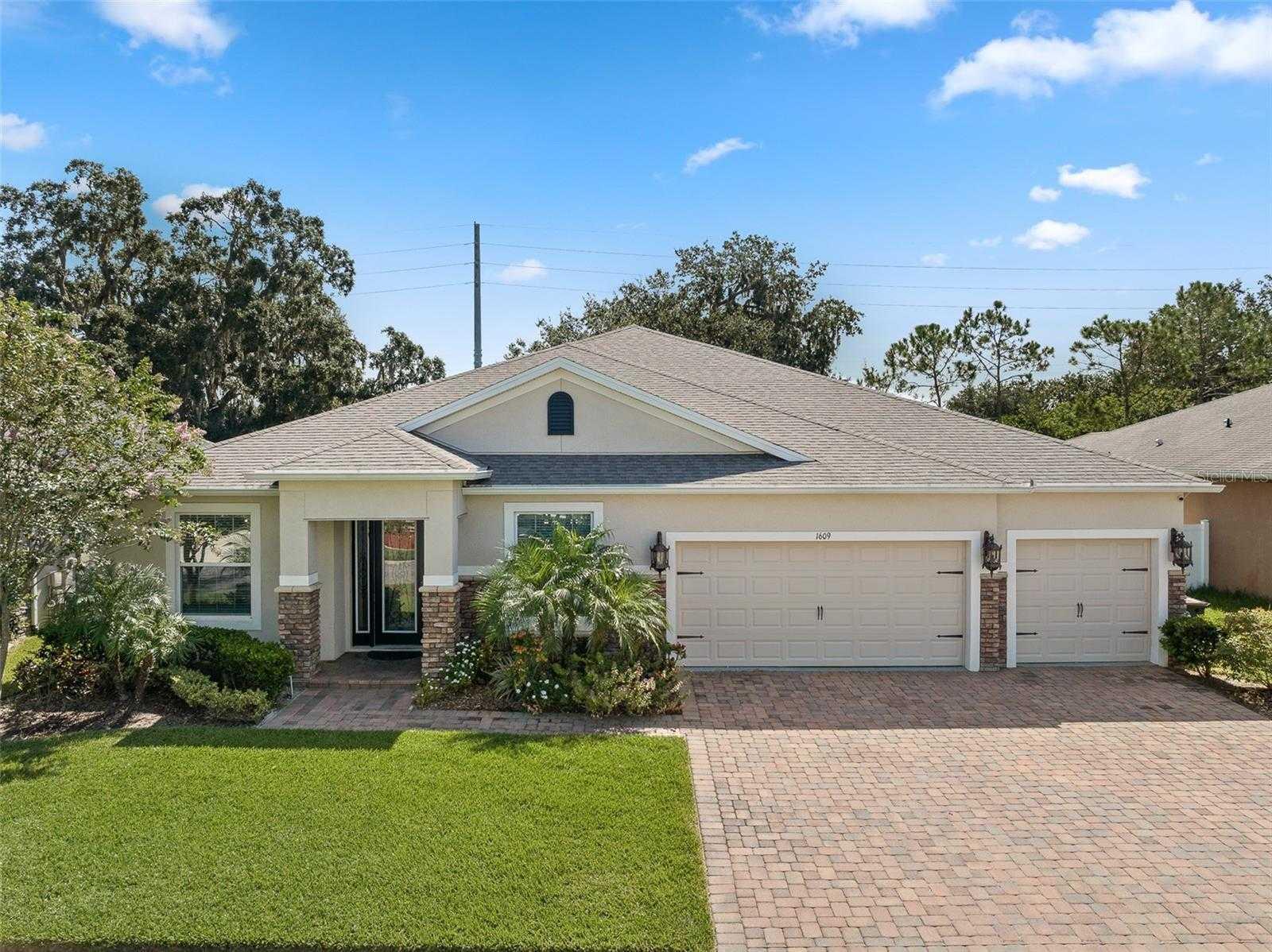 1609 SNAPPER, SAINT CLOUD, Single Family Residence,  for sale, Natalie Amento, PA, Florida Realty Investments