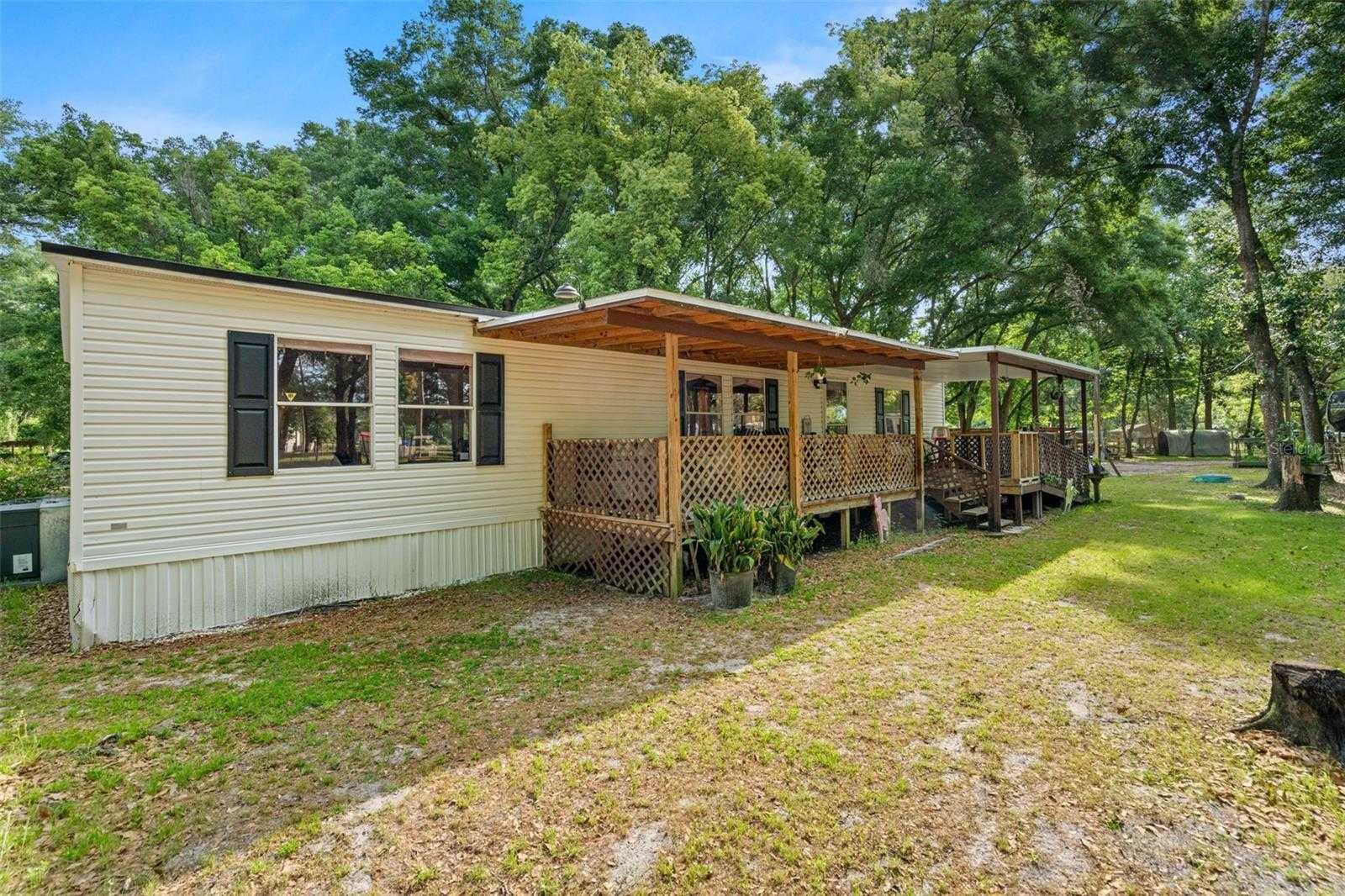 41033 LYNBROOK DR, ZEPHYRHILLS, Manufactured Home - Post 1977,  for sale, Natalie Amento, PA, Florida Realty Investments