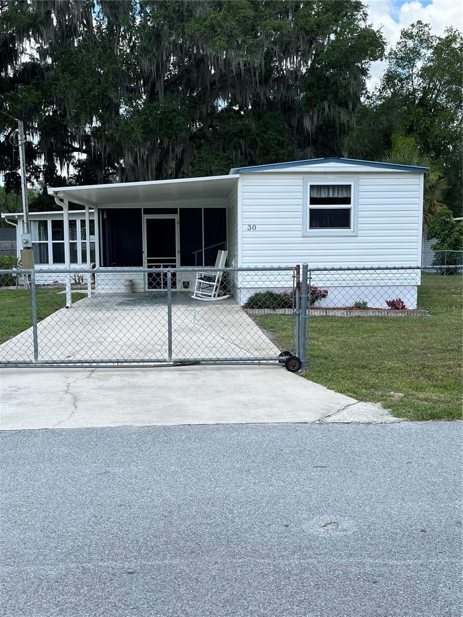 30 1ST, WEBSTER, Mobile Home - Pre 1976,  for sale, Natalie Amento, PA, Florida Realty Investments